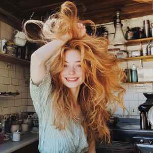 NELLIE]
I'm gonna wash that man right outta my hair
I'm gonna wa...