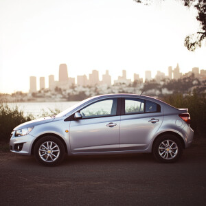 Chevrolet aveo 2012 silver