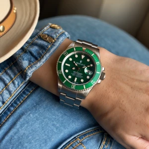 A picture of a  country girl casually wearing jeans and a t-shir...